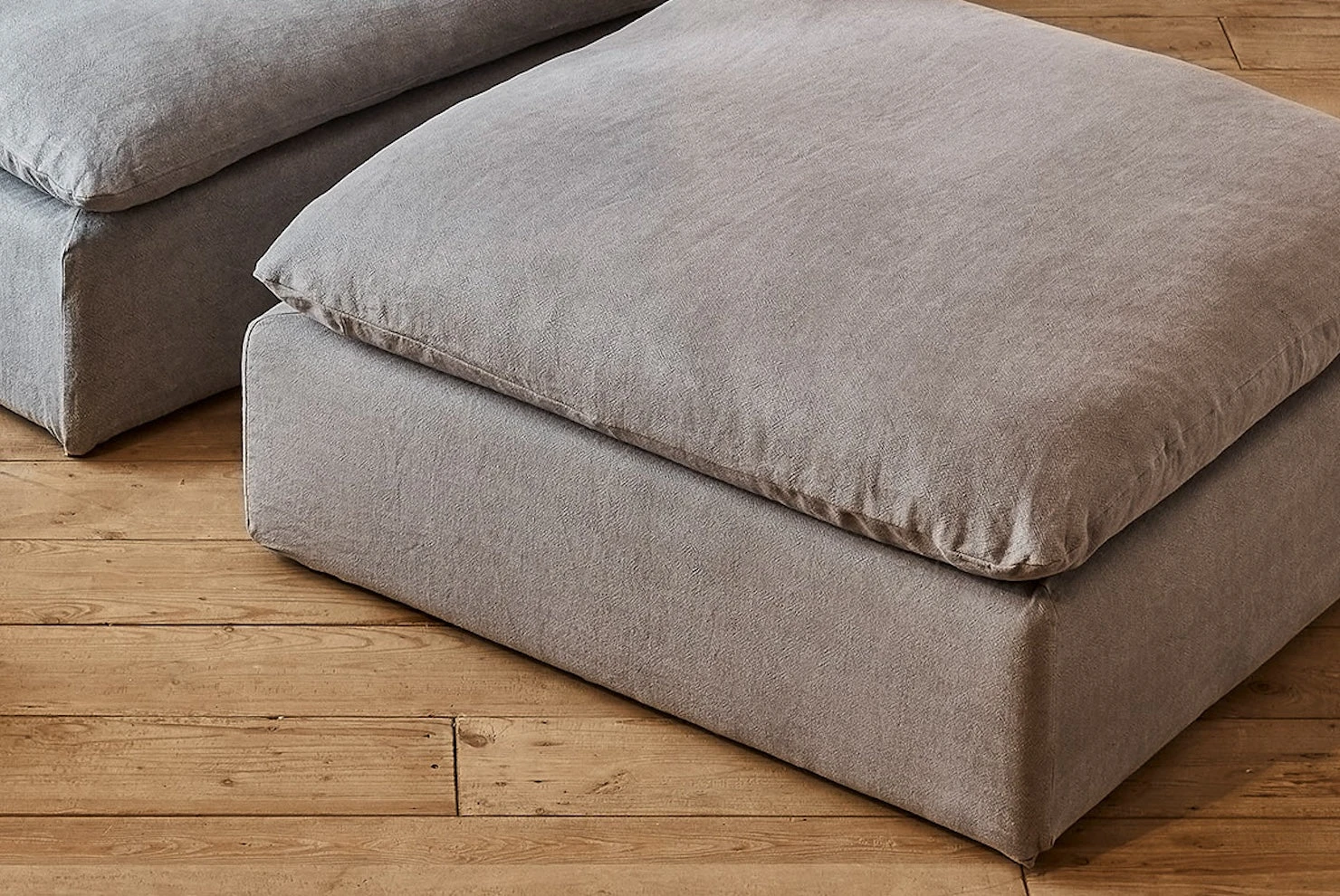 Aria Ottoman 4 Aria Ottoman - Image 4