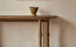 Pia Console Table